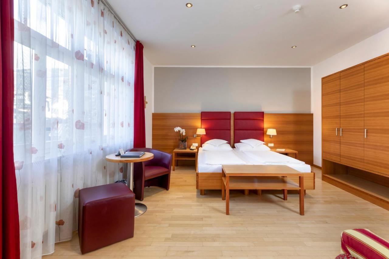 Hotel Kolping Merano Exteriör bild