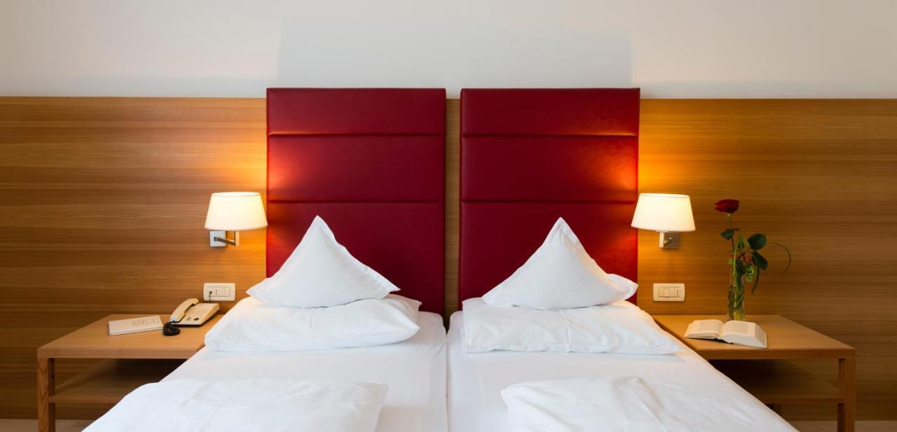 Hotel Kolping Merano Exteriör bild